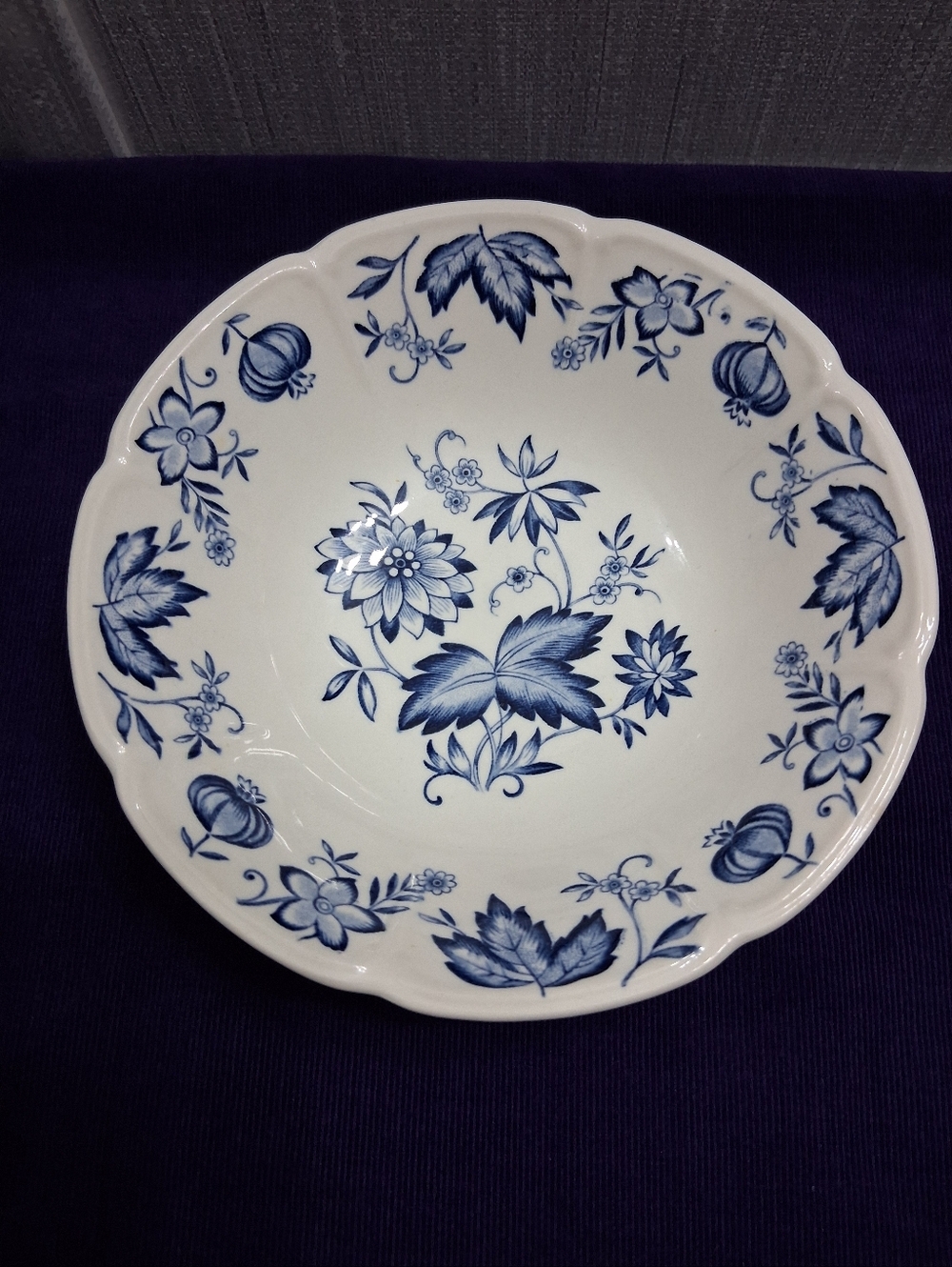 Vintage Malvern Blue Windsor Ware Teacups Saucers Bowls Johnson Bros England - Picture 4 of 16
